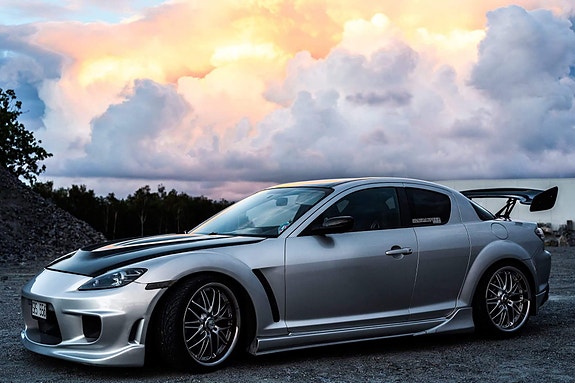 Mazda RX-8 2 of 13