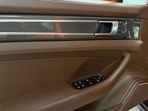 Porsche Panamera Turbo S 25 of 30