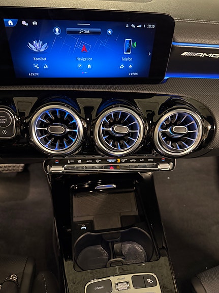 Mercedes-Benz A45 17 of 21
