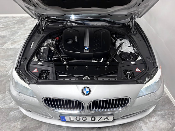 BMW 520d 13 of 26