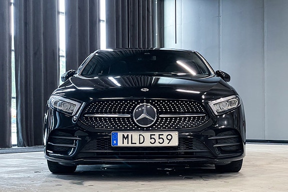 Mercedes-Benz A200 7 of 15