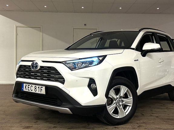 Toyota RAV4 6 of 20