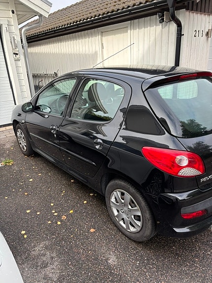 Peugeot 206+ 4 of 11