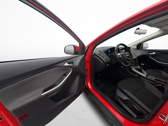 Ford Focus 9 of 25