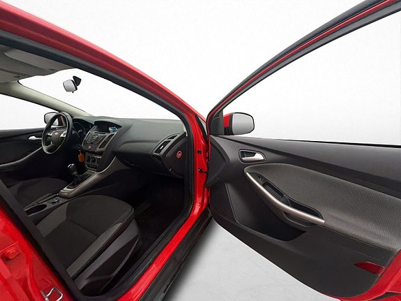 Ford Focus 19 of 25