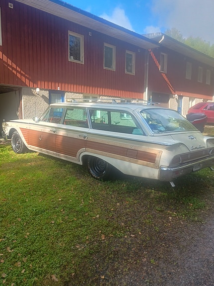 Ford V8 2 of 10