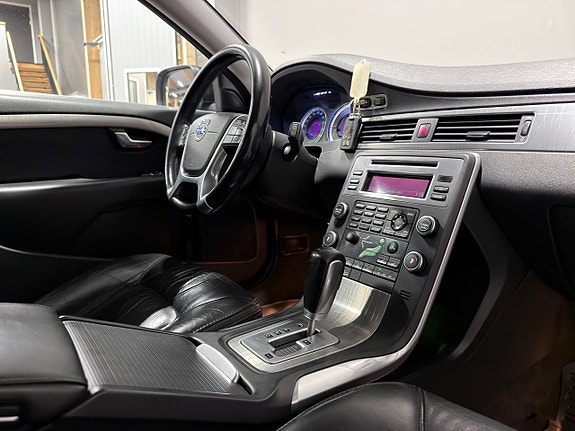 Volvo XC70 20 of 26