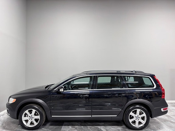 Volvo XC70 4 of 26