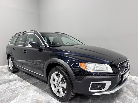 Volvo XC70 9 of 26