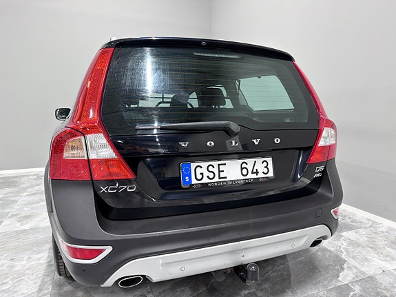 Volvo XC70 6 of 26