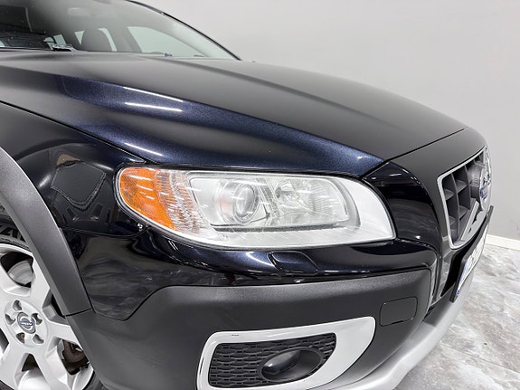 Volvo XC70 10 of 26