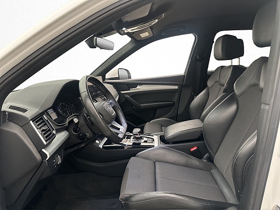 Audi Q5 11 of 29