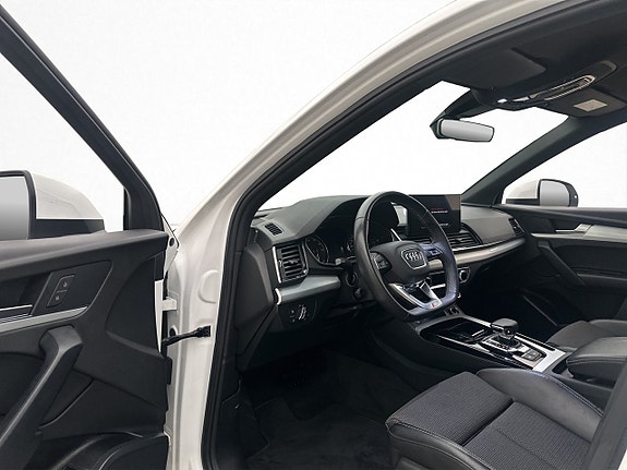 Audi Q5 10 of 29