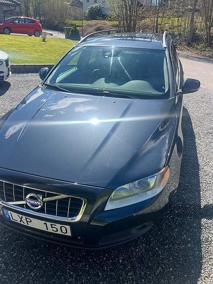 Volvo V70 4 of 7