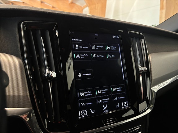 Volvo V90 13 of 24