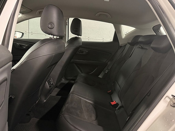 Seat Leon 13 of 19
