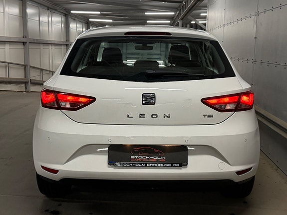 Seat Leon 9 of 19