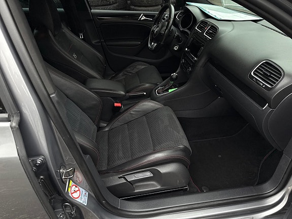Volkswagen Golf I 10 of 26