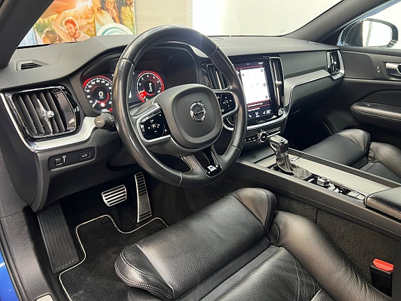 Volvo S60 14 of 28