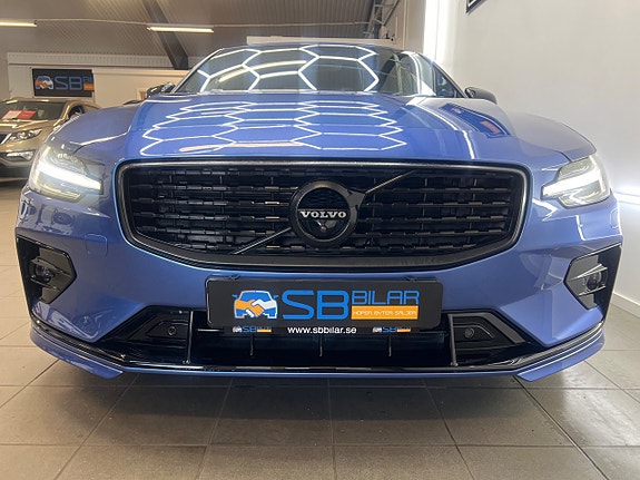 Volvo S60 8 of 28
