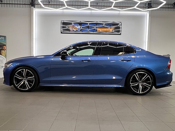Volvo S60 2 of 28