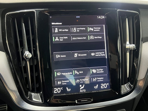 Volvo S60 18 of 28