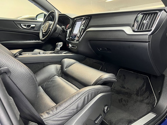 Volvo S60 26 of 28