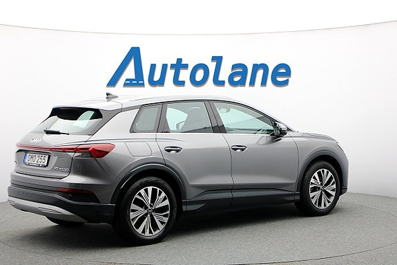 Audi Q4 e-tron 9 of 29
