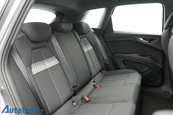 Audi Q4 e-tron 20 of 29