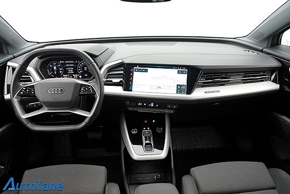 Audi Q4 e-tron 14 of 29