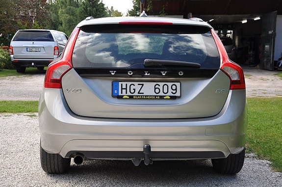 Volvo V60 6 of 12