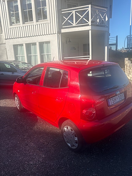 Kia Picanto 8 of 9