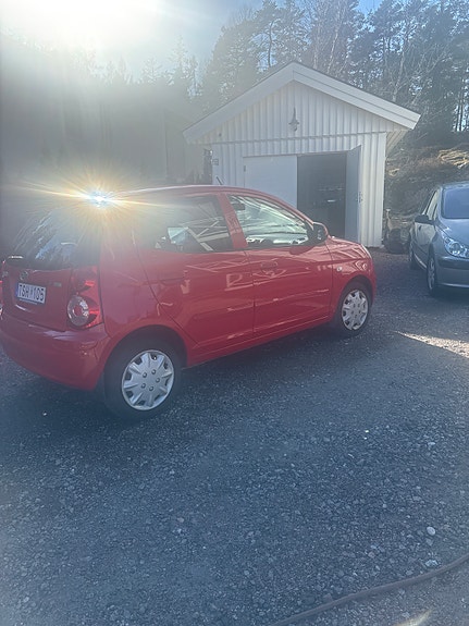 Kia Picanto 4 of 9