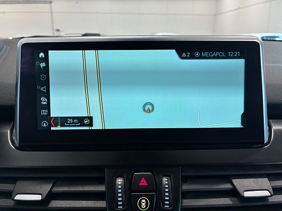 BMW 220d 15 of 22