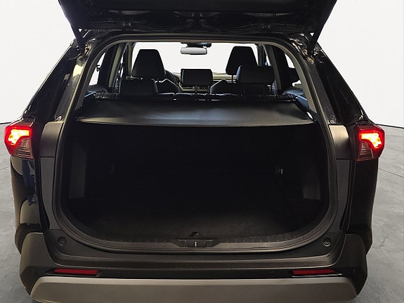 Toyota RAV4 16 of 23