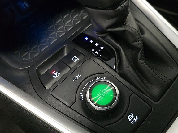 Toyota RAV4 21 of 23