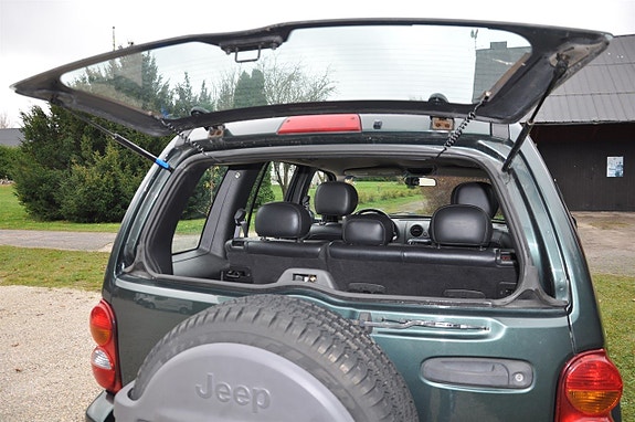 Jeep Cherokee 6 of 14