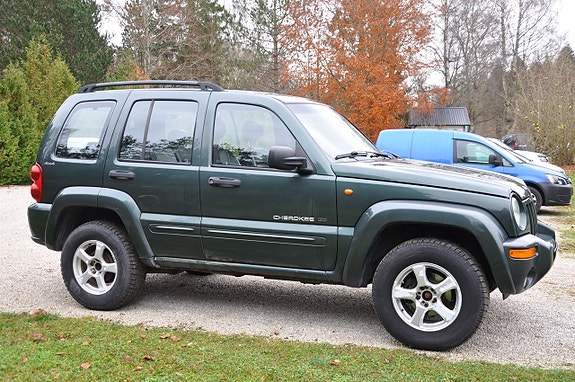 Jeep Cherokee 4 of 14