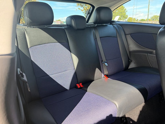Ford Focus 11 of 22