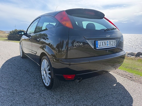 Ford Focus 3 of 22