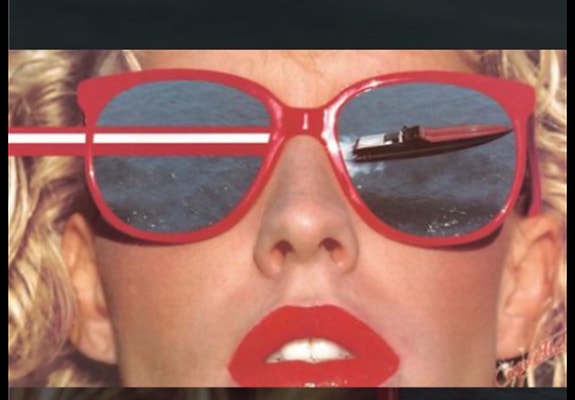 Cigarette 38 Cover Girl 3 of 4