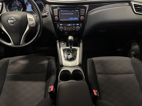 Nissan Qashqai 10 of 17