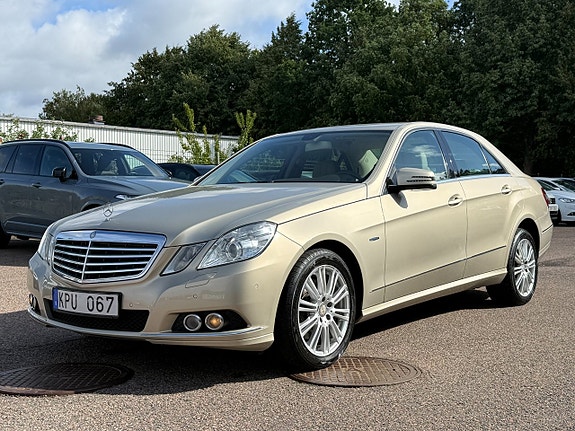 Mercedes-Benz E250 7 of 14