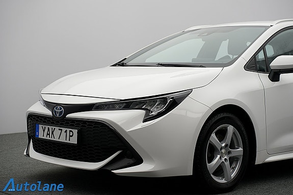 Toyota Corolla 13 of 30