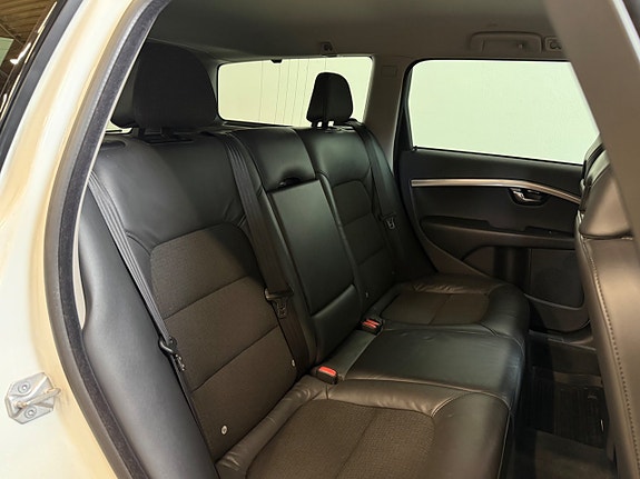 Volvo V70 14 of 17