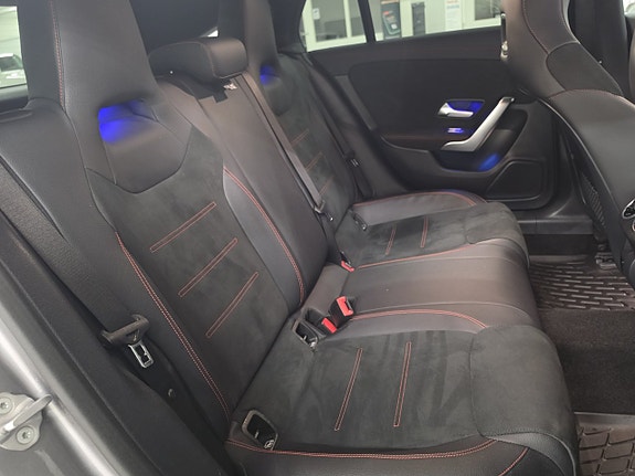 Mercedes-Benz CLA180 23 of 23