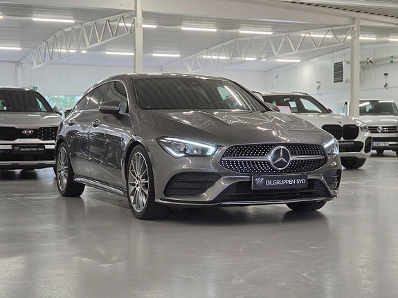 Mercedes-Benz CLA180 4 of 23