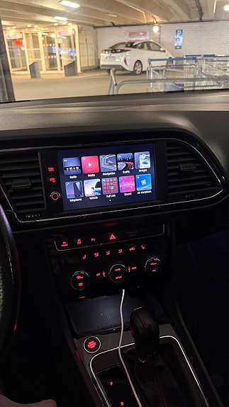 Seat Leon 9 of 12