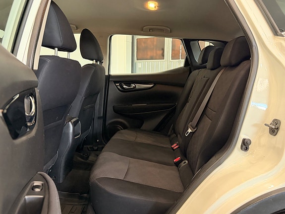 Nissan Qashqai 9 of 18