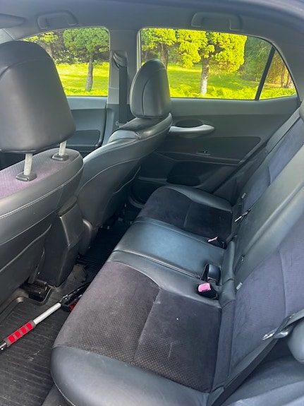 Toyota Auris 6 of 8